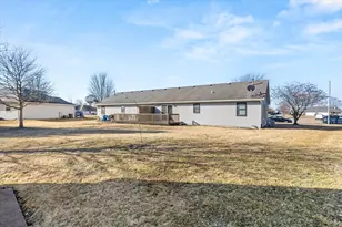 1605-1607 Schubert Dr, Morris, IL 60450 - Photo 35