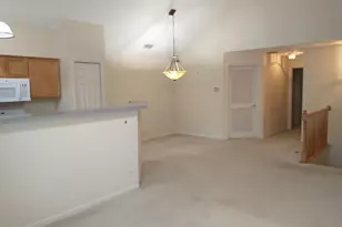 [Address not provided], Schaumburg, IL 60194 - Photo 5