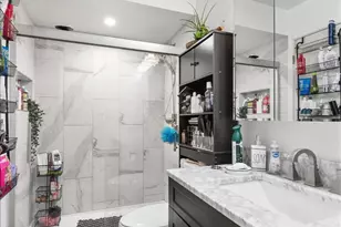 1182 Concord Dr, Elgin, IL 60120 - Photo 15