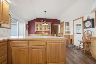 2411 Goldberg Rd, Bloomington, IL 61705 - Photo 11