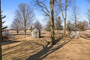 2411 Goldberg Rd, Bloomington, IL 61705 - Photo 33