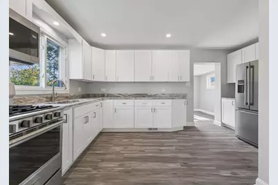 7705 Columbia Drive, Bridgeview, IL 60455 - Photo 7