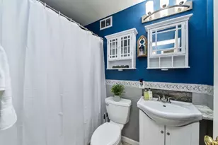 1342 S 14th St, Saint Charles, IL 60174 - Photo 9