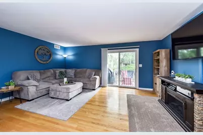 1342 S 14th Street #A2, Saint Charles, IL 60174 - Photo 5