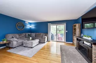 1342 S 14th St, Saint Charles, IL 60174 - Photo 5