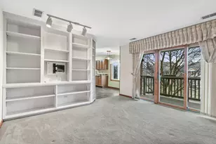 1525 N Kendal Ct, Arlington Heights, IL 60004 - Photo 11