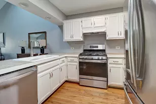 323 Vista Ct, Minooka, IL 60447 - Photo 3