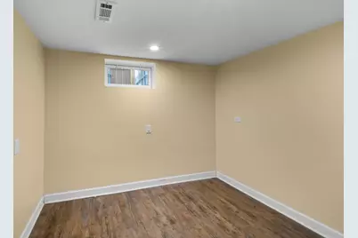 2121 N 75th Avenue, Elmwood Park, IL 60707 - Photo 15