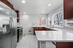 2121 N 75th Ave, Elmwood Park, IL 60707 - Photo 5