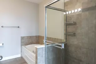 2641 Loren Ln, Algonquin, IL 60102 - Photo 15