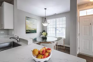 2641 Loren Ln, Algonquin, IL 60102 - Photo 5