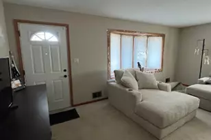 447 Dennis Ave, Bradley, IL 60915 - Photo 5