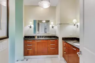 1035 N Dearborn St, Chicago, IL 60610 - Photo 17