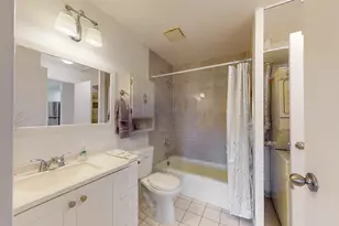 120 Lakeview Dr, Bloomingdale, IL 60108 - Photo 15