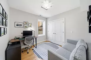 2140 W Addison St, Chicago, IL 60618 - Photo 13