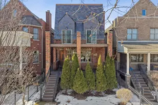 5038 N Ravenswood Ave, Chicago, IL 60640 - Photo 3