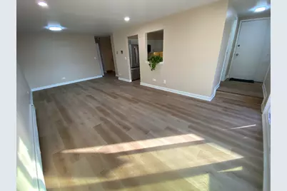 17 Parkside Court #7, Vernon Hills, IL 60061 - Photo 5