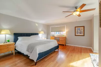 325 N Oak Park Avenue #B, Oak Park, IL 60302 - Photo 11