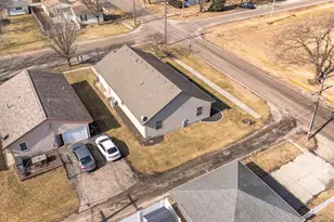 368 Crotty Ave, Seneca, IL 61360 - Photo 27