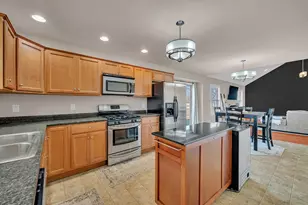 368 Crotty Ave, Seneca, IL 61360 - Photo 5