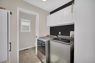 368 Crotty Ave, Seneca, IL 61360 - Photo 21