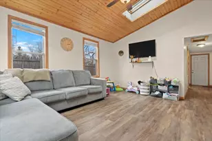 38195 N Charleston Rd, Beach Park, IL 60087 - Photo 7