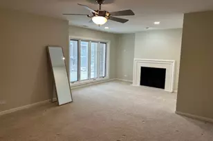 5 Oak Brook Club Dr, Oak Brook, IL 60523 - Photo 21