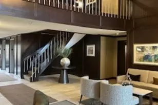 5 Oak Brook Club Dr, Oak Brook, IL 60523 - Photo 3