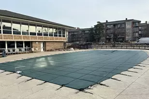 5 Oak Brook Club Dr, Oak Brook, IL 60523 - Photo 31