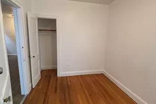 8826 S Exchange Ave S, Chicago, IL 60617 - Photo 11