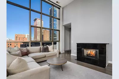 150 W Superior Street #801, Chicago, IL 60654 - Photo 5