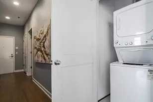 150 W Superior St, Chicago, IL 60654 - Photo 15