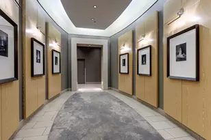 150 W Superior St, Chicago, IL 60654 - Photo 17