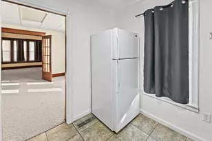 527 E 4th St, Centralia, IL 62801 - Photo 21