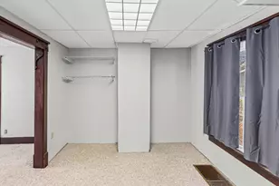 527 E 4th St, Centralia, IL 62801 - Photo 15