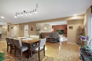 4050 Dundee Rd, Northbrook, IL 60062 - Photo 5