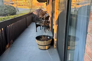 8200 Woodglen Ln, Downers Grove, IL 60516 - Photo 7