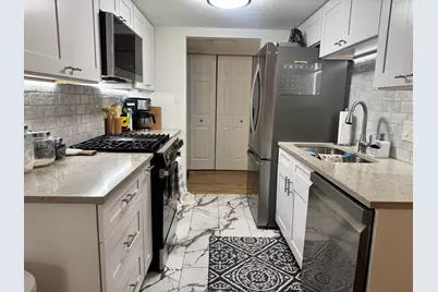 8200 Woodglen Lane #107, Downers Grove, IL 60516 - Photo 25