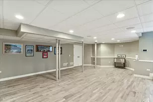 519 Litchfield Ln, Bartlett, IL 60103 - Photo 39