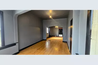 10508 S Avenue M, Chicago, IL 60617 - Photo 3