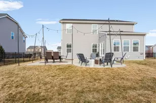 959 Sunburst Ln, Gilberts, IL 60136 - Photo 27