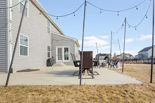 959 Sunburst Ln, Gilberts, IL 60136 - Photo 29