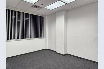 520 Quail Hollow Drive #500, Wheeling, IL 60090 - Photo 3