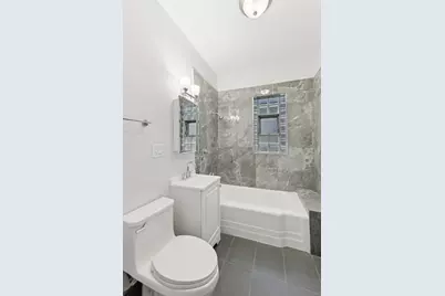 8423 S Colfax Avenue, Chicago, IL 60617 - Photo 13