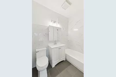 8423 S Colfax Avenue, Chicago, IL 60617 - Photo 11