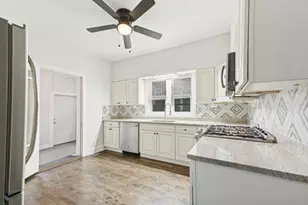 8423 S Colfax Ave, Chicago, IL 60617 - Photo 5