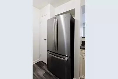 1387 S Glen Circle #D, Aurora, IL 60506 - Photo 9