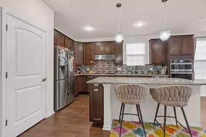 61 Pacific Avenue, Hawthorn Woods, IL 60047 - Photo 5