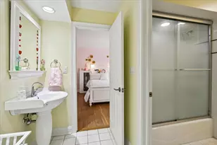 180 S Suffolk Ln, Lake Forest, IL 60045 - Photo 23