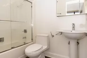 1309 N Wells St, Chicago, IL 60610 - Photo 11